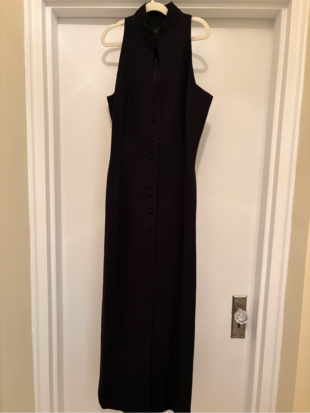 Tahari Black Sleeveless Maxi Dress with Keyhole Neckline